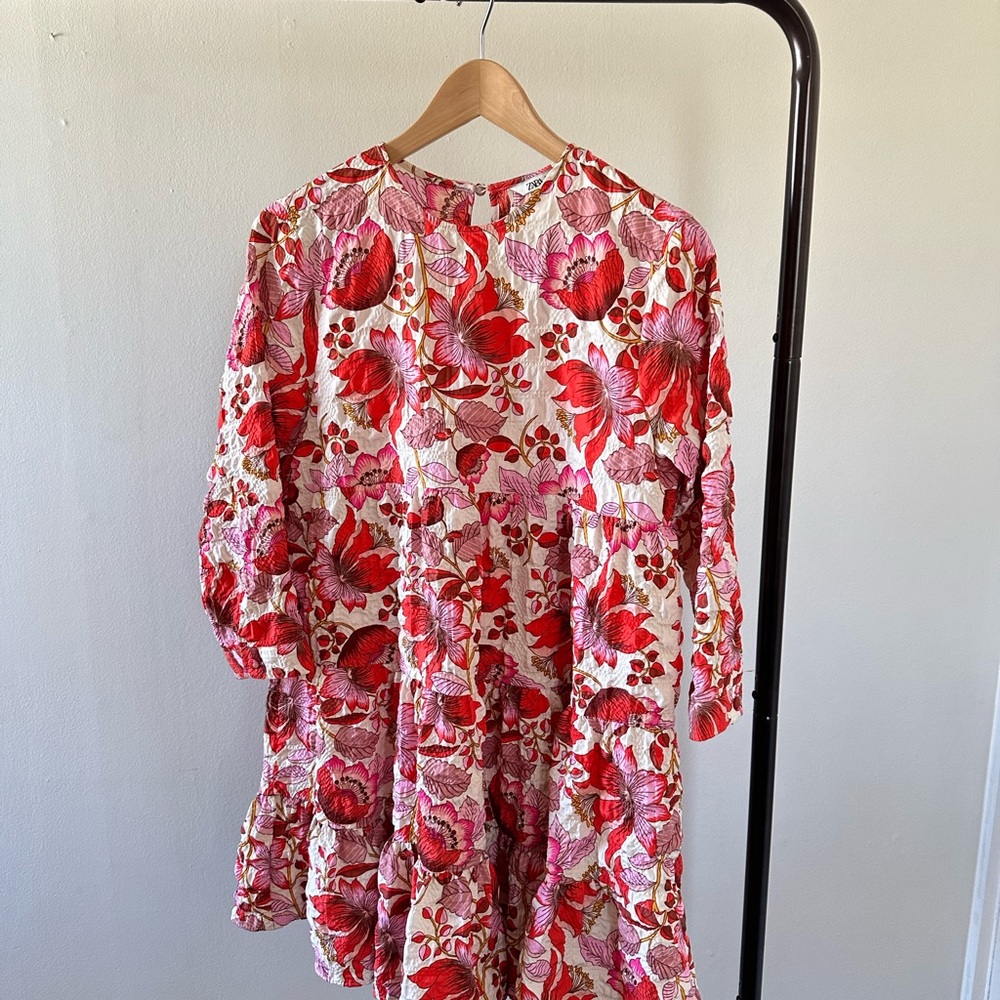 Floral Zara dress!